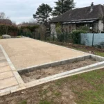 Création d’un support en maçonnerie pour bacs potagers suspendus à Thoiry