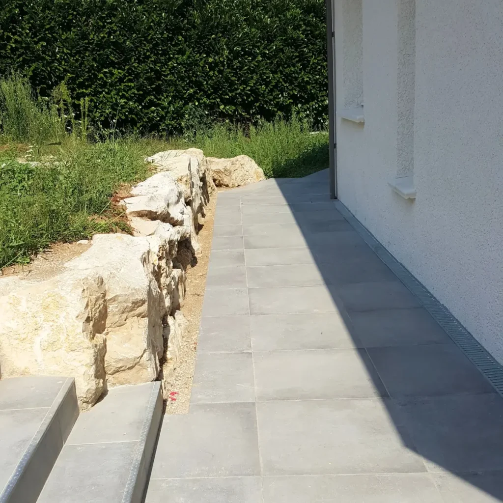 Renovander entreprise specialiste pose de carrelage dans le Pays de Gex